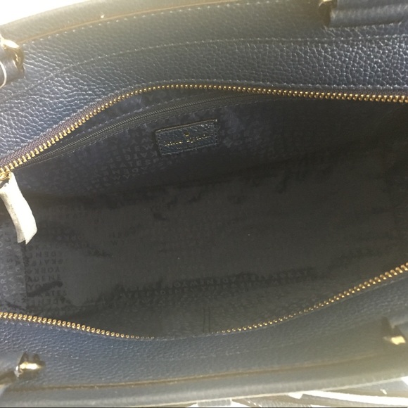 Sold Kate Spade Navy Bag - Picture 6 of 6